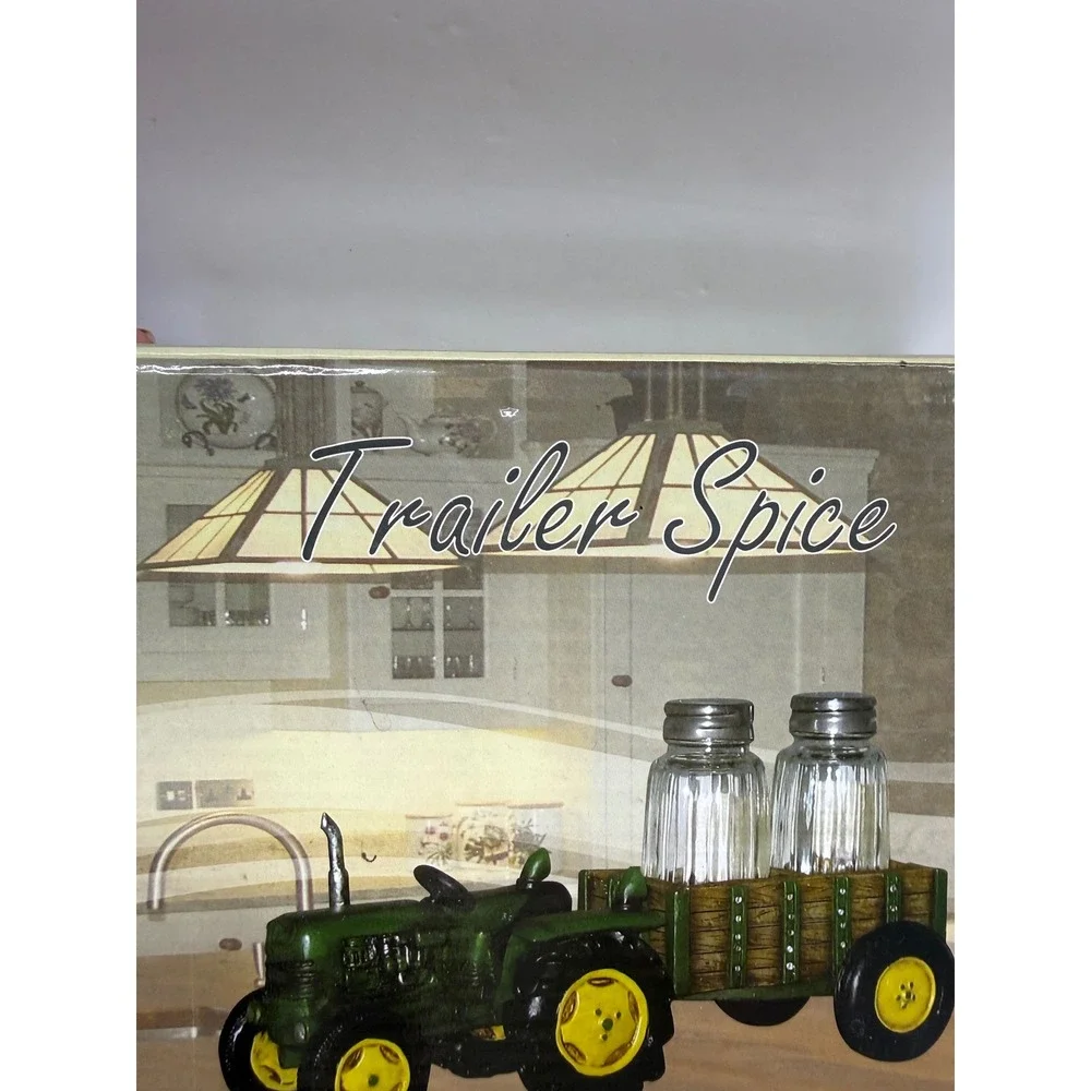 DWK Trailer Spice Green Farm Tractor Salt and Pepper Shaker Set New in Box